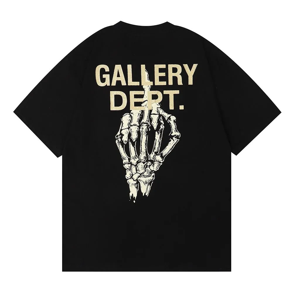 No. 6006, batch 110, Gallery DEPT skull and hand bone printing, hot stamping brand LOGO letter design, American street fashion short sleeves. Selected 230g 32-count smooth double yarn fabric, fine workmanship and superb quality! The fit is loose and super comfortable to wear, and the size is 2 sizes larger than the normal domestic size. Color: black; Size: S M L